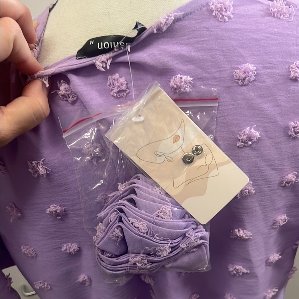🆕 Lavender Women's Dress - Picture 4 of 6